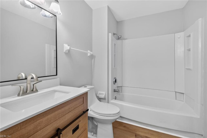 Photo 10 of 17 residential for sale in Virginia Beach virginia