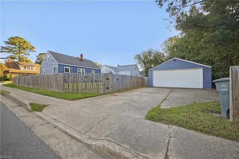 Photo 42 of 50 residential for sale in Norfolk virginia Photo 42 of 50 residential for sale in Norfolk virginia