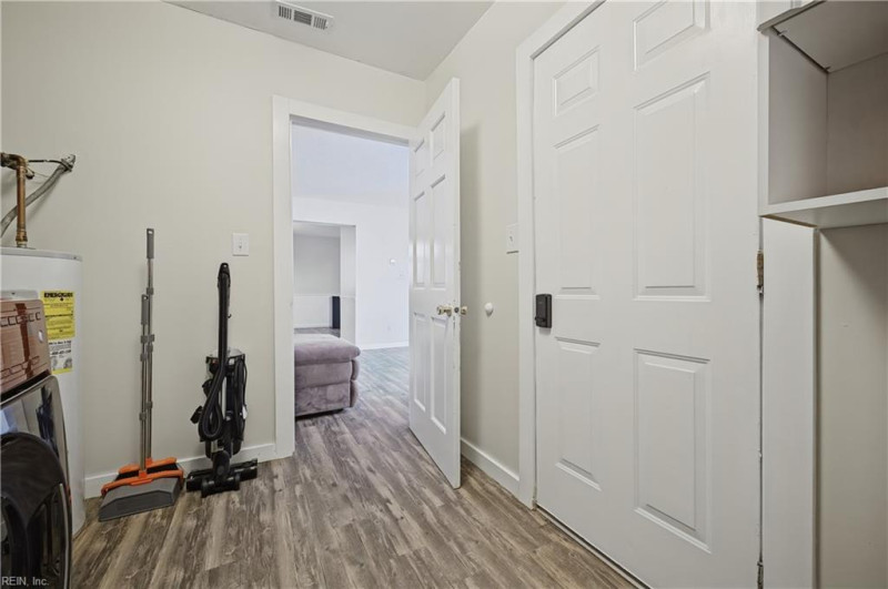 Photo 20 of 49 residential for sale in Virginia Beach virginia