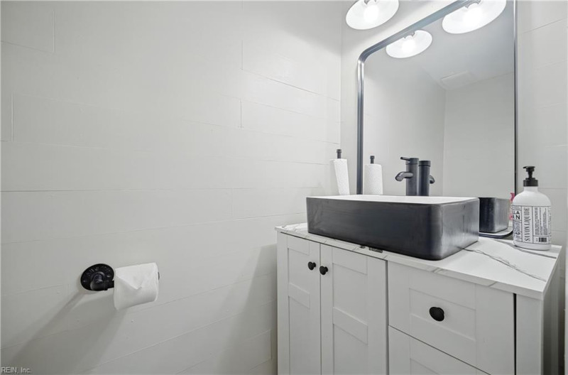 Photo 29 of 49 residential for sale in Virginia Beach virginia