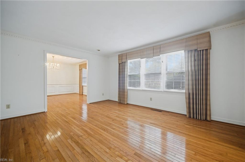Photo 16 of 50 residential for sale in Virginia Beach virginia