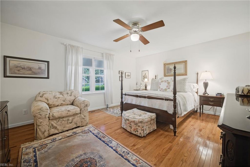 Photo 27 of 50 residential for sale in Virginia Beach virginia