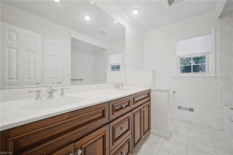 Photo 34 of 50 residential for sale in Virginia Beach virginia
