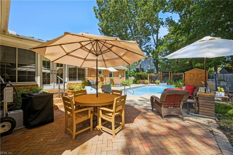 Photo 5 of 50 residential for sale in Virginia Beach virginia