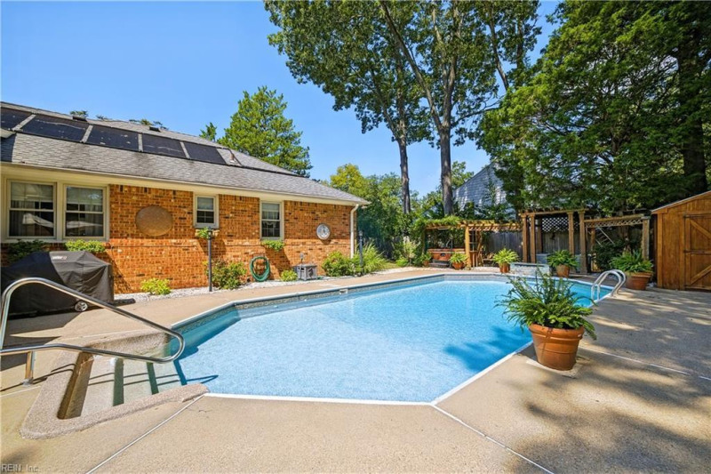 Photo 7 of 50 residential for sale in Virginia Beach virginia