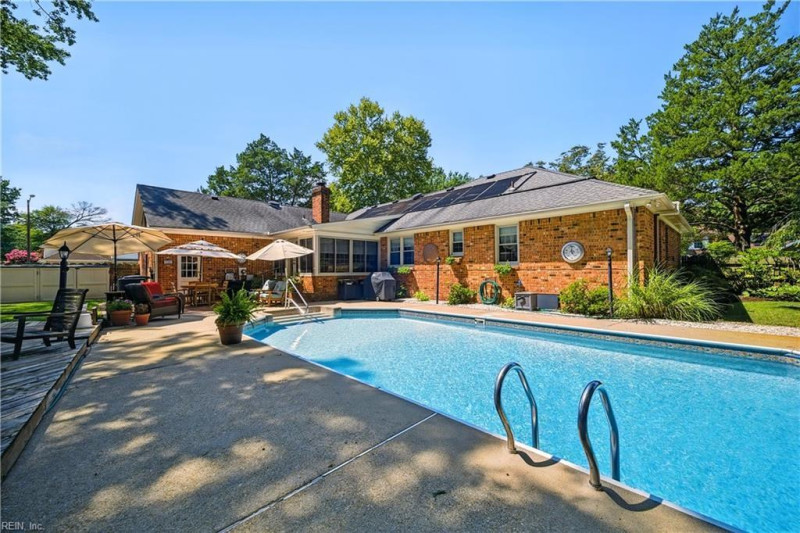 Photo 9 of 50 residential for sale in Virginia Beach virginia