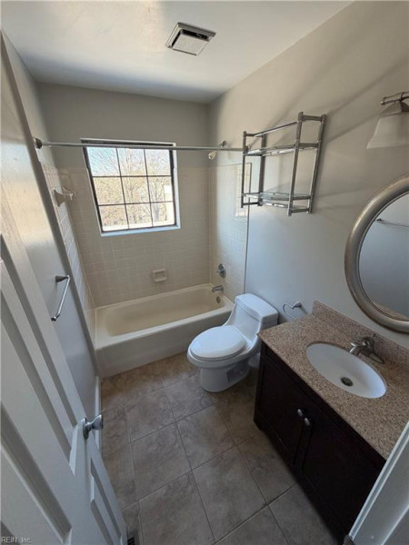 Photo 11 of 14 residential for sale in Newport News virginia