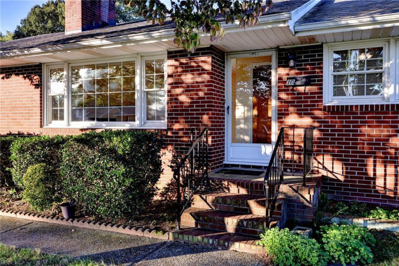 Photo 2 of 26 residential for sale in Newport News virginia Photo 2 of 26 residential for sale in Newport News virginia