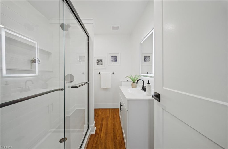 Photo 34 of 49 residential for sale in Norfolk virginia Photo 34 of 49 residential for sale in Norfolk virginia