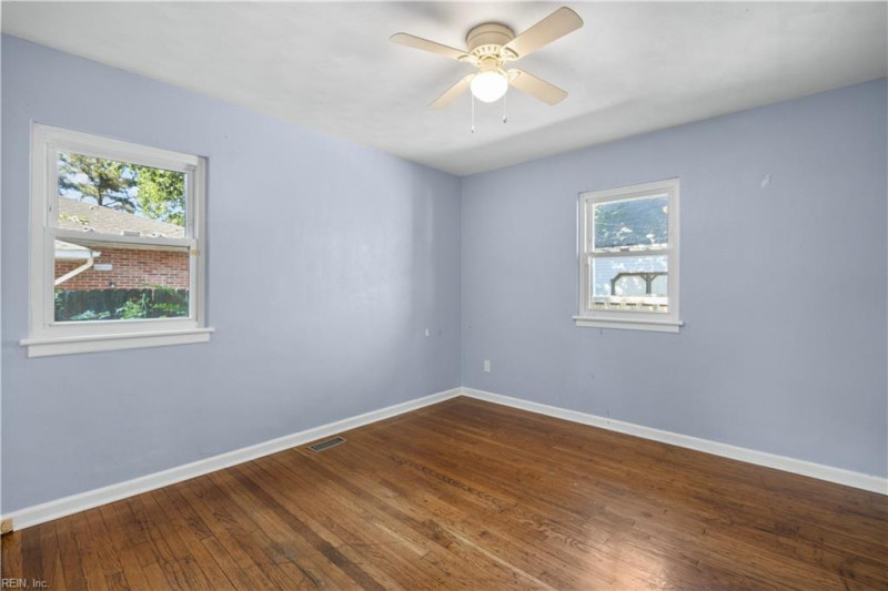 Photo 16 of 46 residential for sale in Chesapeake virginia Photo 16 of 46 residential for sale in Chesapeake virginia