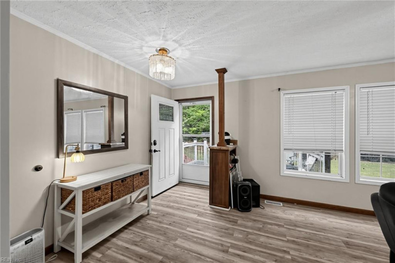 Photo 5 of 35 residential for sale in Gloucester County virginia