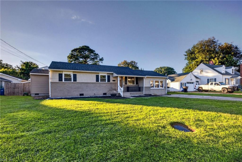 Photo 1 of 25 residential for sale in Portsmouth virginia