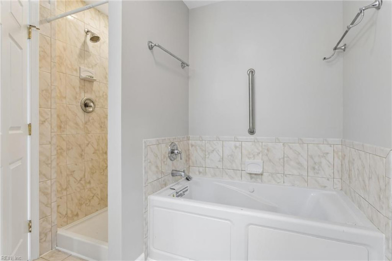 Photo 16 of 46 residential for sale in Hampton virginia