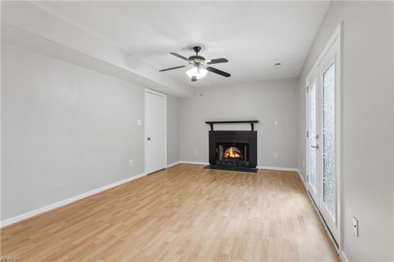 Photo 22 of 46 residential for sale in Hampton virginia