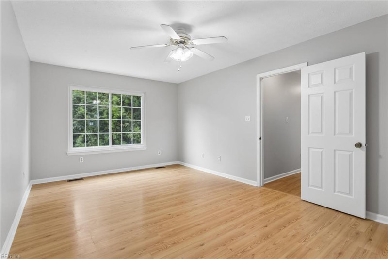 Photo 35 of 46 residential for sale in Hampton virginia