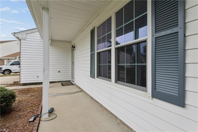 Photo 5 of 46 residential for sale in Hampton virginia