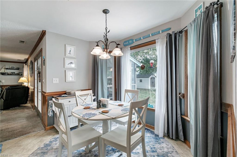 Photo 10 of 32 residential for sale in Hampton virginia