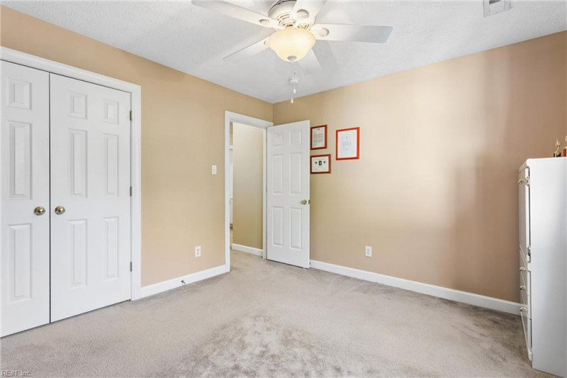 Photo 30 of 50 residential for sale in James City County virginia