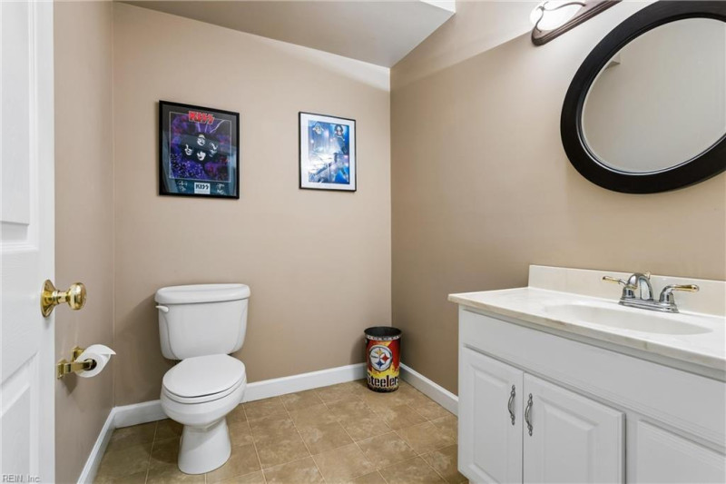 Photo 37 of 50 residential for sale in James City County virginia
