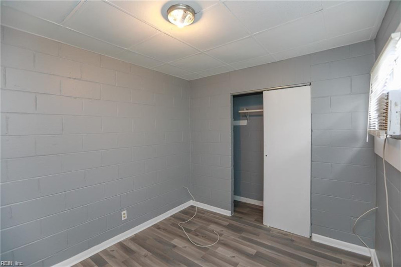 Photo 11 of 50 residential for sale in Norfolk virginia