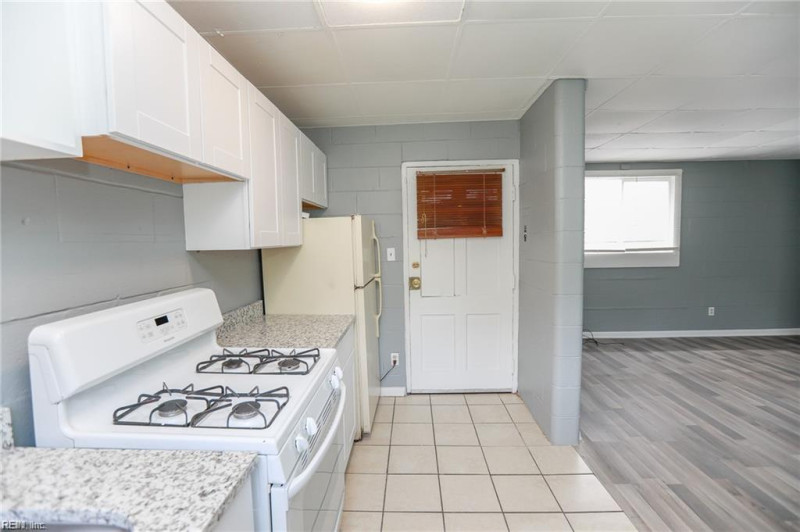 Photo 13 of 50 residential for sale in Norfolk virginia