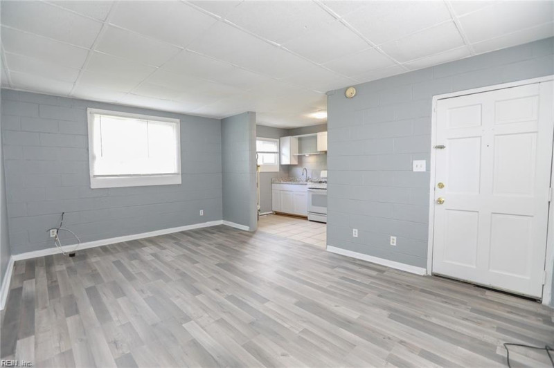 Photo 14 of 50 residential for sale in Norfolk virginia