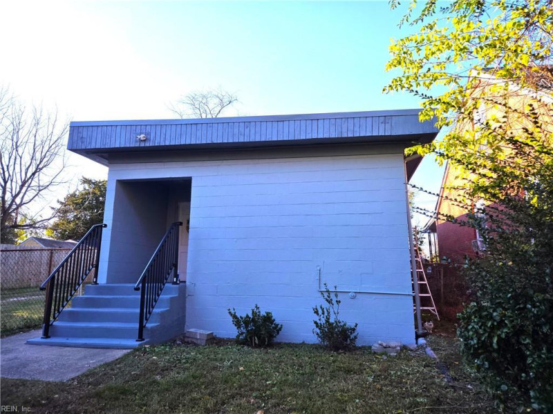 Photo 2 of 50 residential for sale in Norfolk virginia