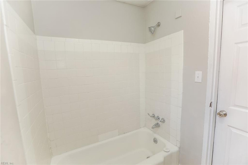 Photo 33 of 50 residential for sale in Norfolk virginia