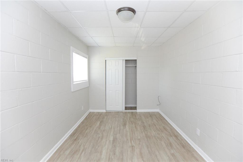 Photo 35 of 50 residential for sale in Norfolk virginia
