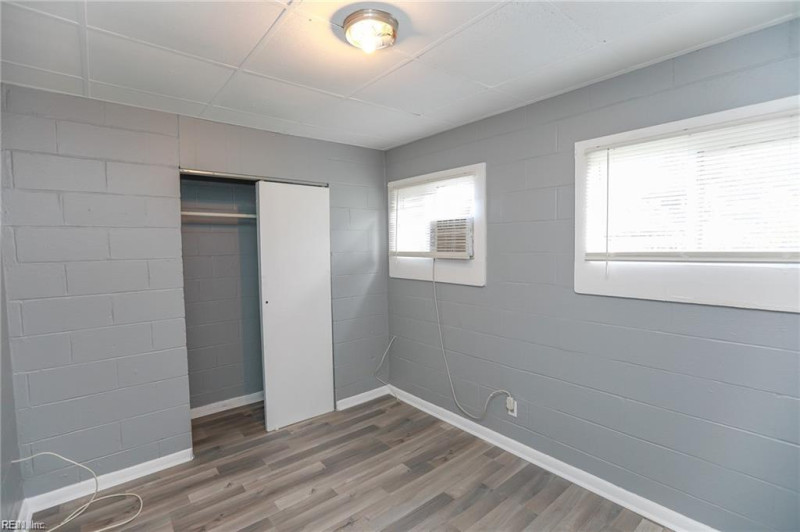 Photo 9 of 50 residential for sale in Norfolk virginia