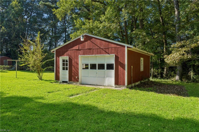 Photo 34 of 42 residential for sale in Chesapeake virginia Photo 34 of 42 residential for sale in Chesapeake virginia
