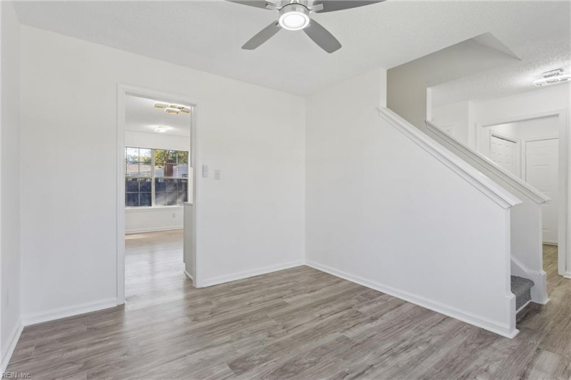 Photo 8 of 44 residential for sale in Hampton virginia