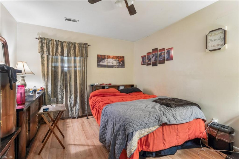 Photo 20 of 29 residential for sale in Newport News virginia