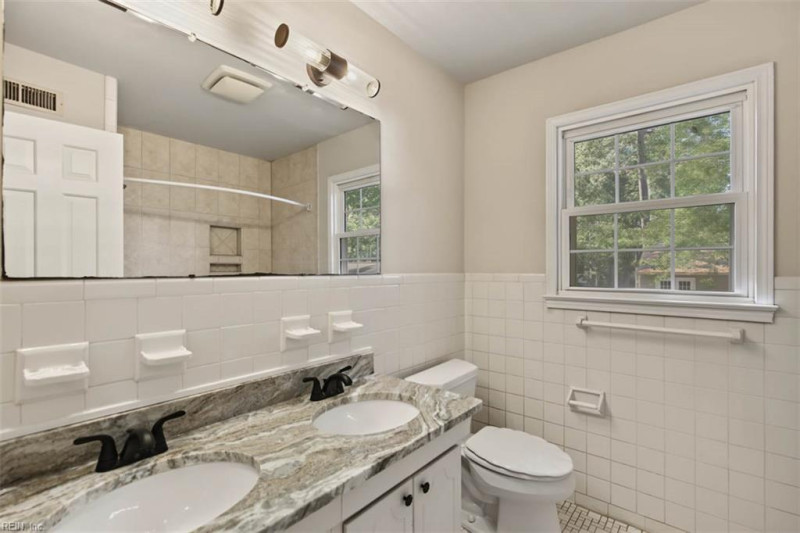 Photo 33 of 39 residential for sale in Virginia Beach virginia Photo 33 of 39 residential for sale in Virginia Beach virginia