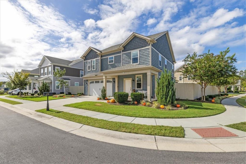 Photo 6 of 49 residential for sale in Chesapeake virginia