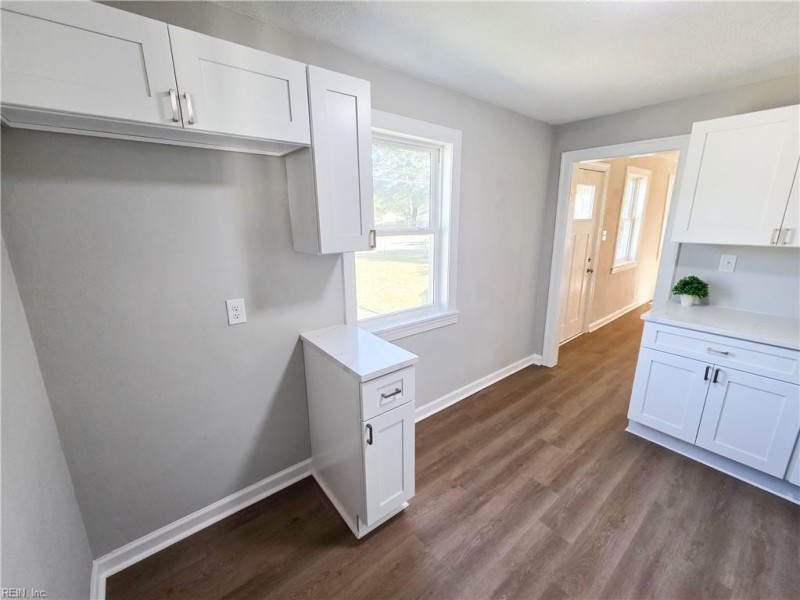 Photo 4 of 24 residential for sale in Newport News virginia