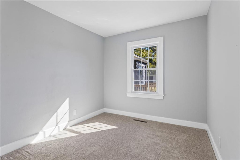 Photo 10 of 49 residential for sale in Hampton virginia