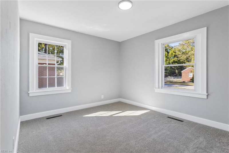 Photo 12 of 49 residential for sale in Hampton virginia