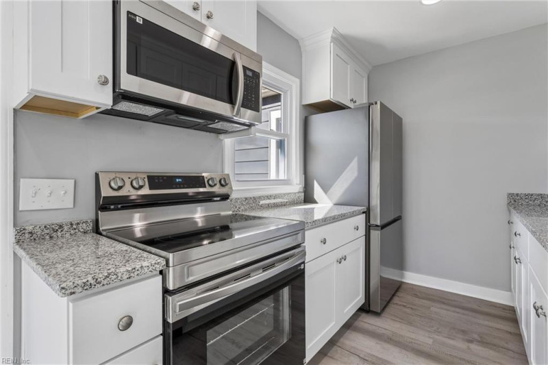 Photo 27 of 49 residential for sale in Hampton virginia