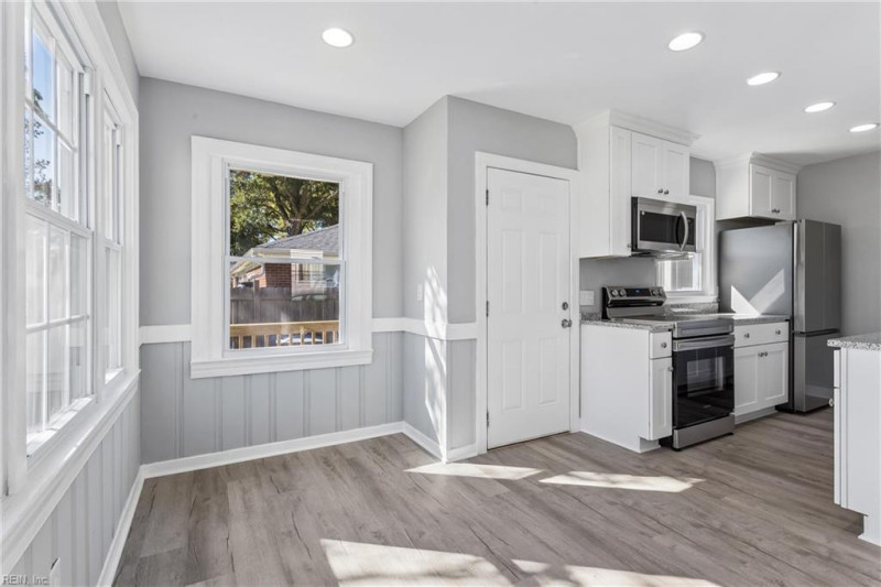 Photo 30 of 49 residential for sale in Hampton virginia