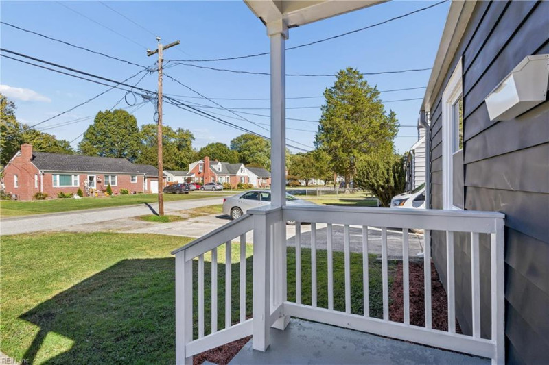 Photo 4 of 49 residential for sale in Hampton virginia