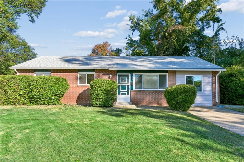 Photo 1 of 28 residential for sale in Hampton virginia