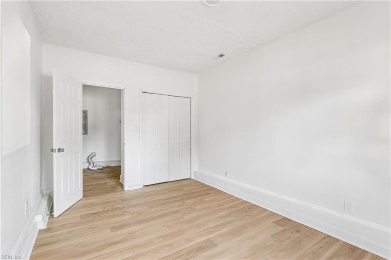 Photo 16 of 28 residential for sale in Hampton virginia