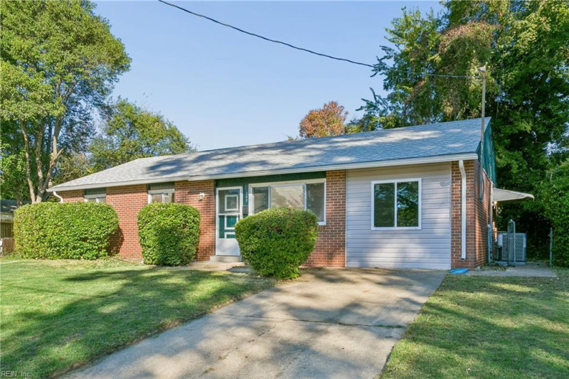 Photo 2 of 28 residential for sale in Hampton virginia