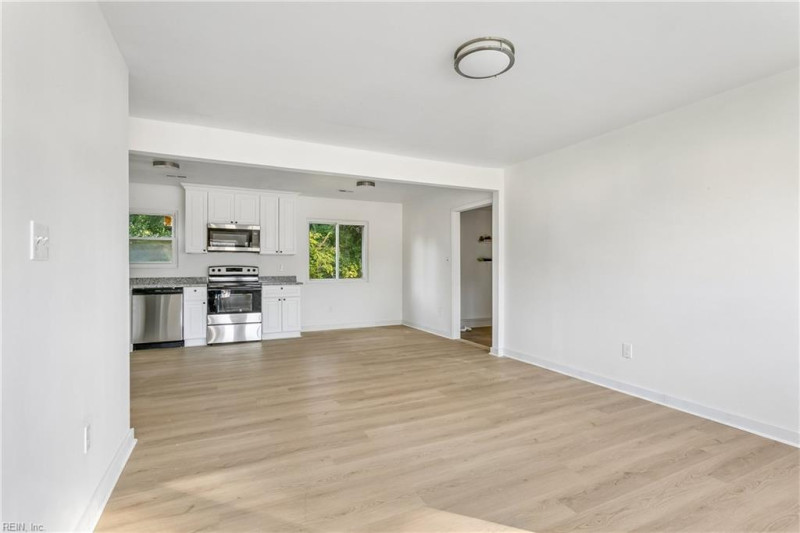 Photo 9 of 28 residential for sale in Hampton virginia