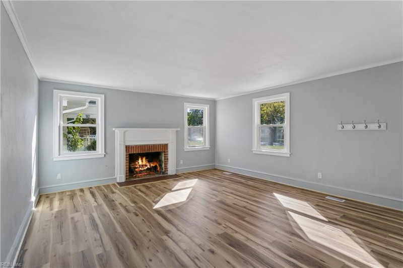 Photo 10 of 45 residential for sale in Hampton virginia