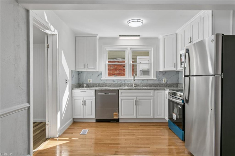 Photo 23 of 45 residential for sale in Hampton virginia