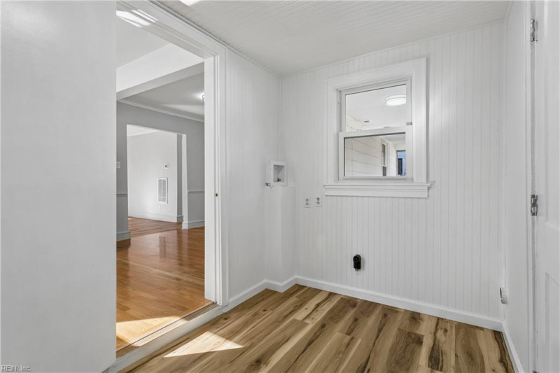 Photo 27 of 45 residential for sale in Hampton virginia