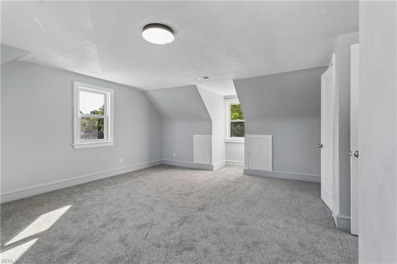 Photo 31 of 45 residential for sale in Hampton virginia