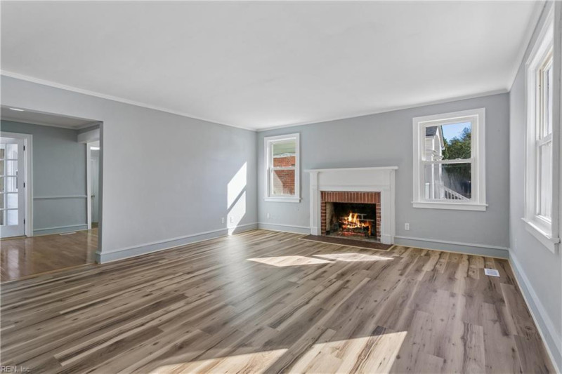 Photo 9 of 45 residential for sale in Hampton virginia